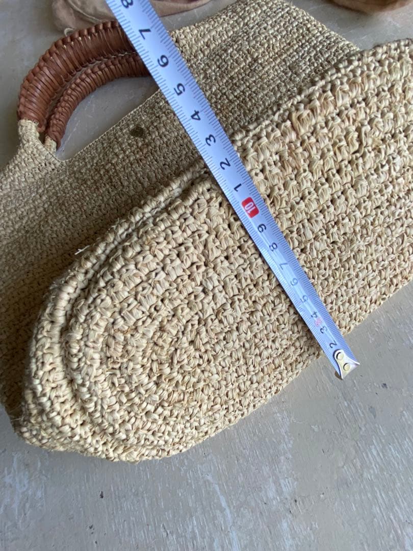 ヘレンカミンスキー　バッグ　カゴバッグ　ラフィア　ナチュラルカラー