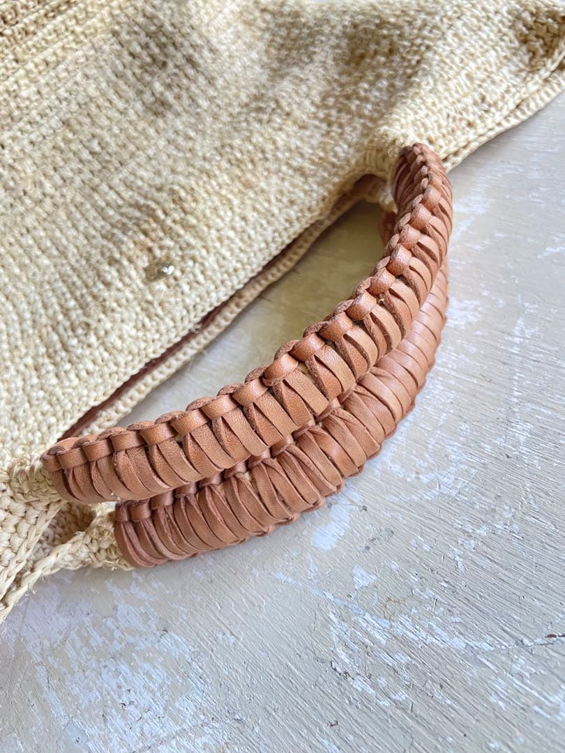 ヘレンカミンスキー　バッグ　カゴバッグ　ラフィア　ナチュラルカラー