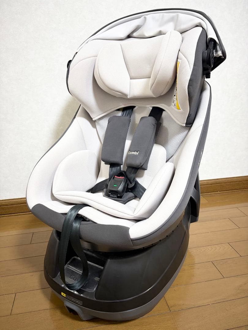 コンビ クルムーヴスマート エッグショック simplight