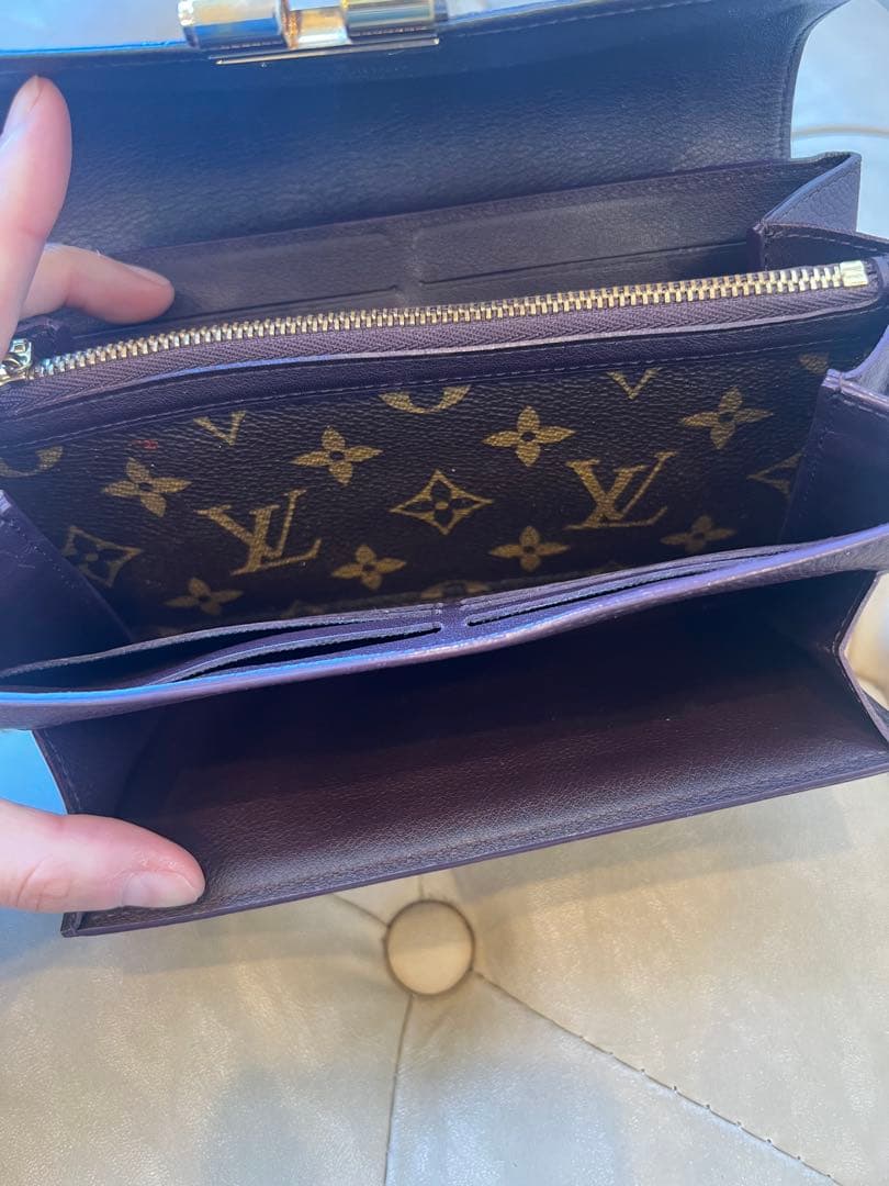 LOUIS VUITTON ルイヴィトン 長財布