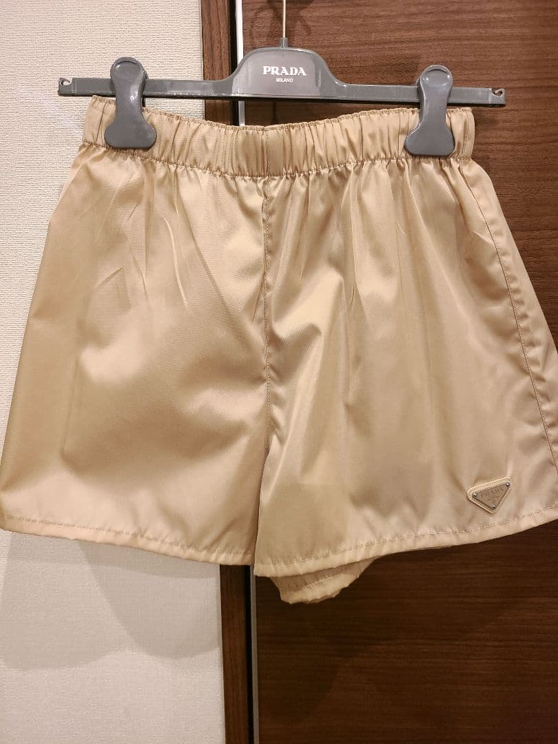 PRADA Re-nylon ナイロン ショートパンツ ベージュ