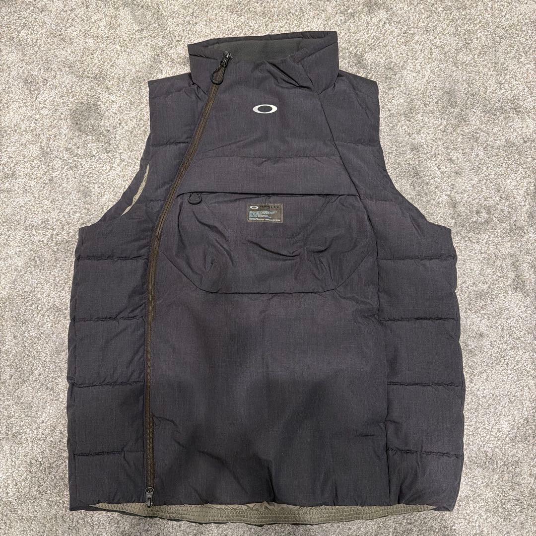 OAKLEY FGL PUFFER INS　ベスト　オークリー