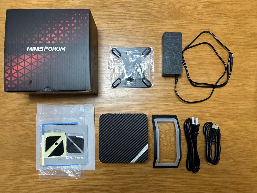 【ベアボーンミニPC】MINISFORUM UM480XT