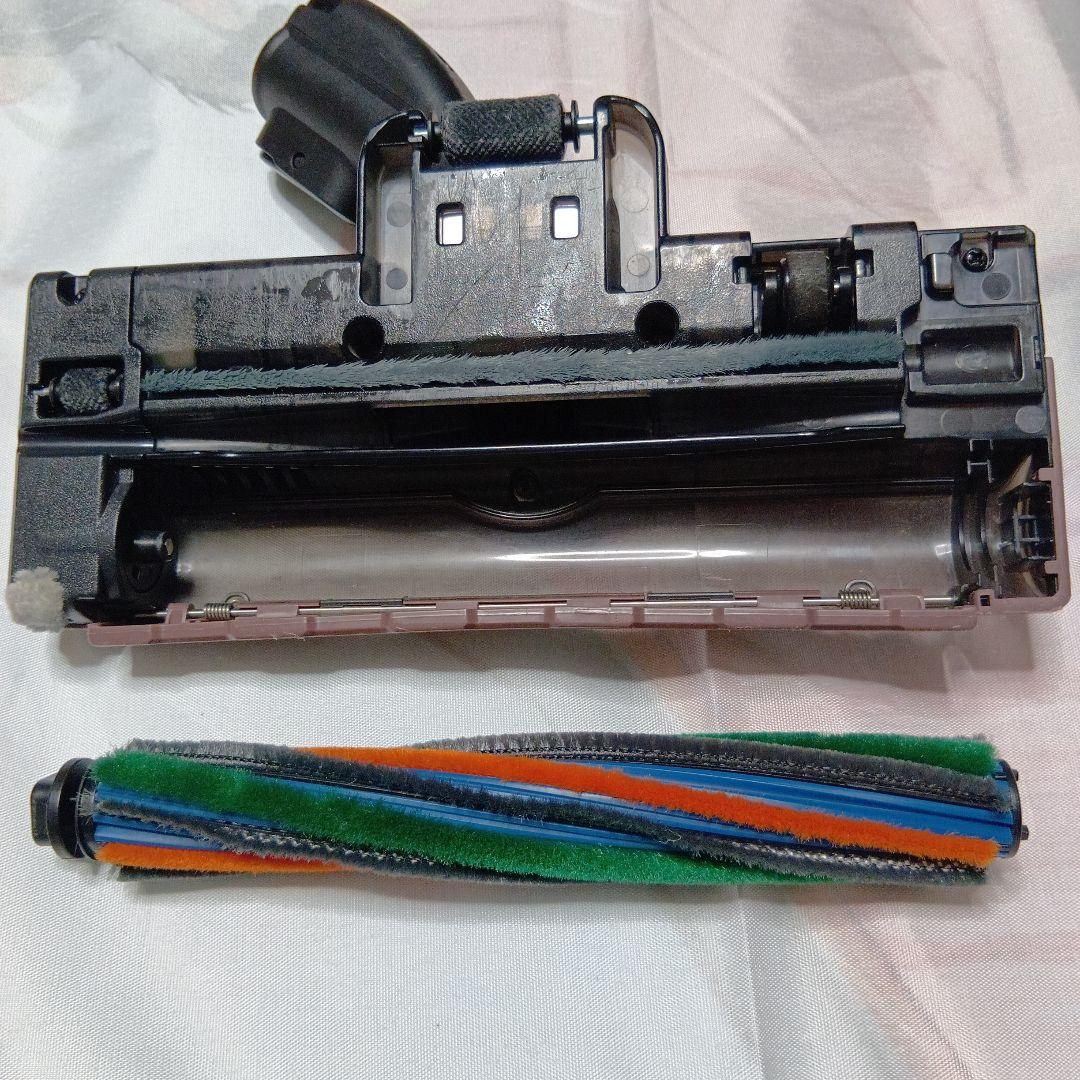 東芝コードレス掃除機VC-CLX51　2022年製　取説無し、付属品欠品有り