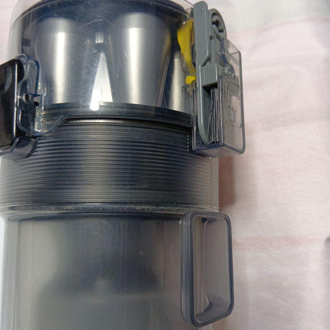 東芝コードレス掃除機VC-CLX51　2022年製　取説無し、付属品欠品有り