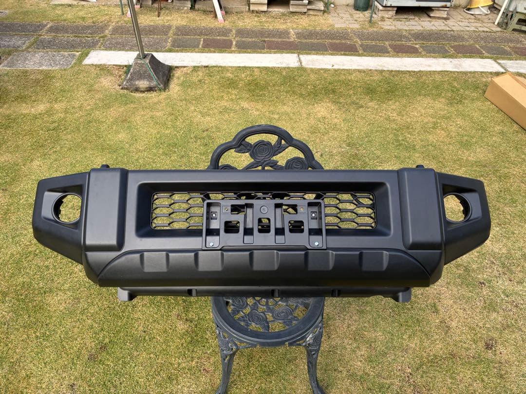 ジムニー　JB64 新車外し　純正　 フロントバンパー メッシュグリル