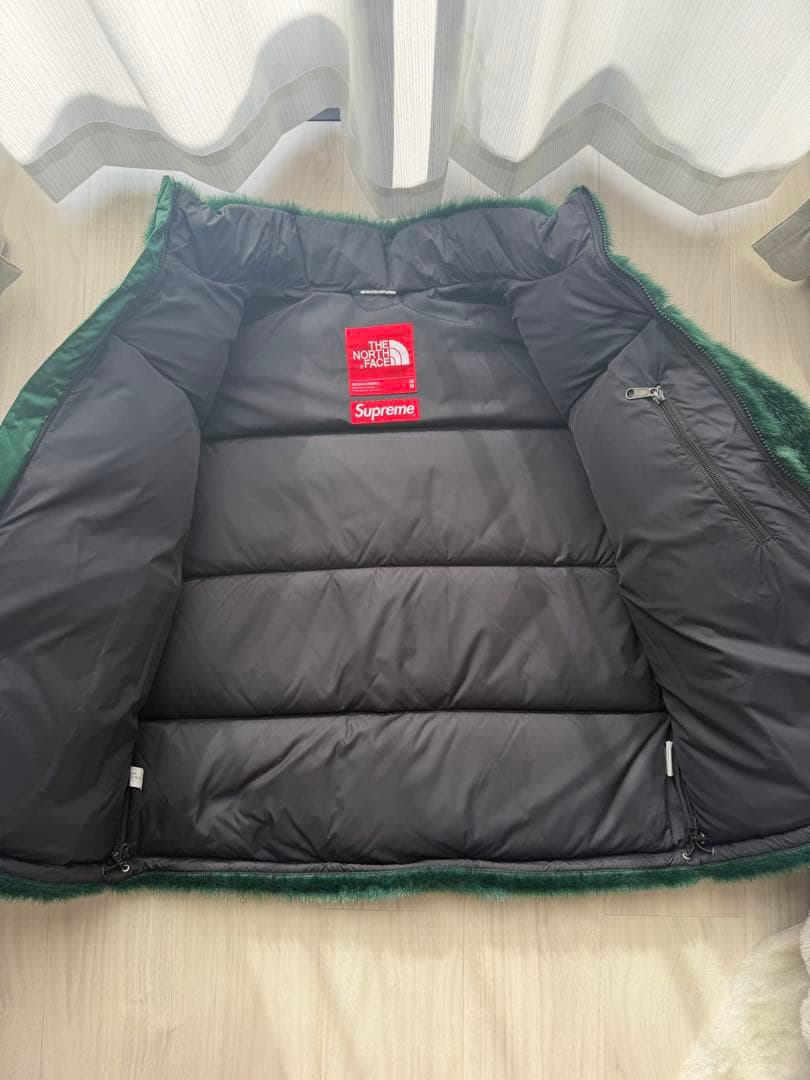 ジャケット・アウター Supreme / The North Face Nuptse Jacket