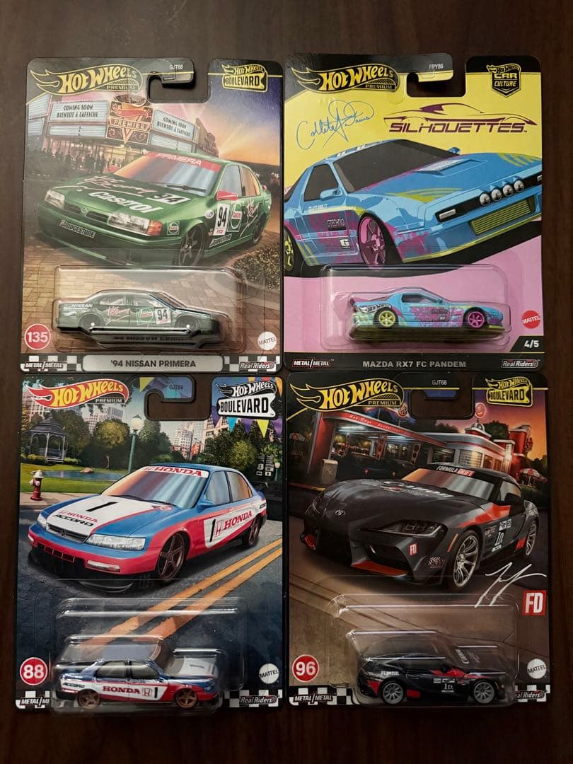 ミニカー hotweels 8car