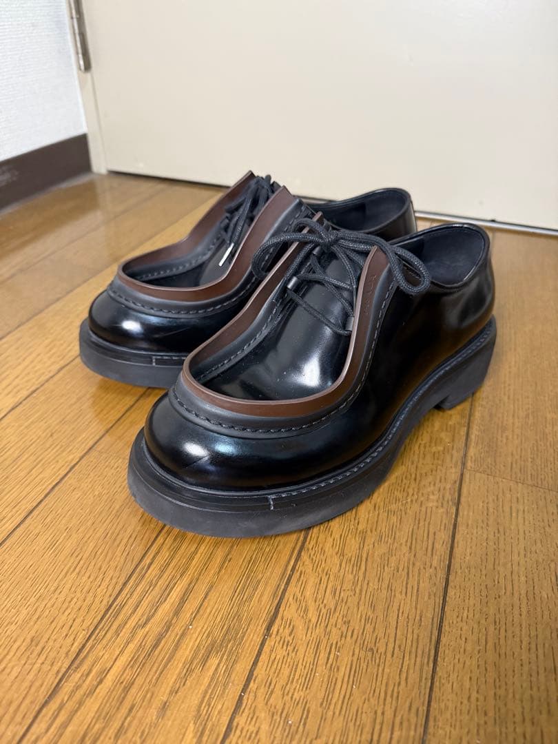 PRADA ダイアパソン オペークブラッシュドレザー レースアップ シューズ