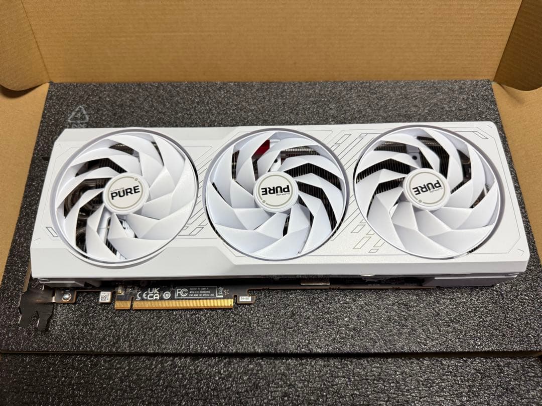 グラフィックボード・グラボ・ビデオカード PURE Radeon RX7800XT GAMING OC 16GB