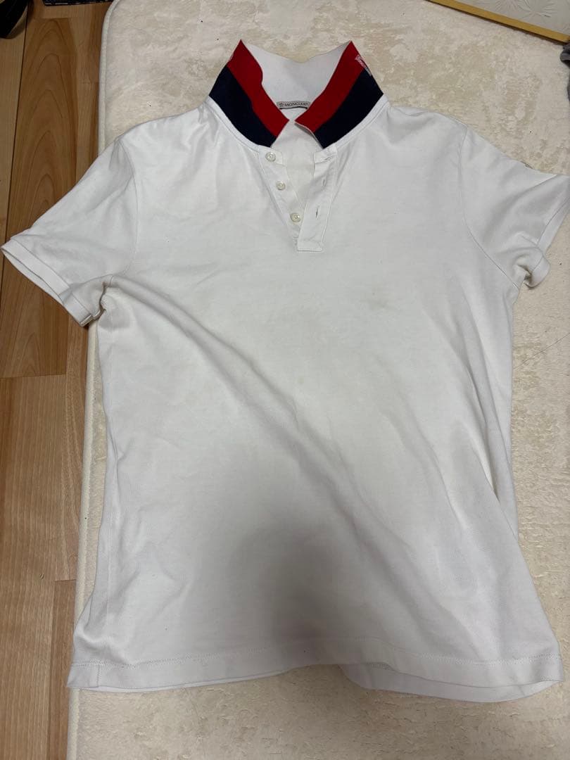 モンクレールポロシャツ