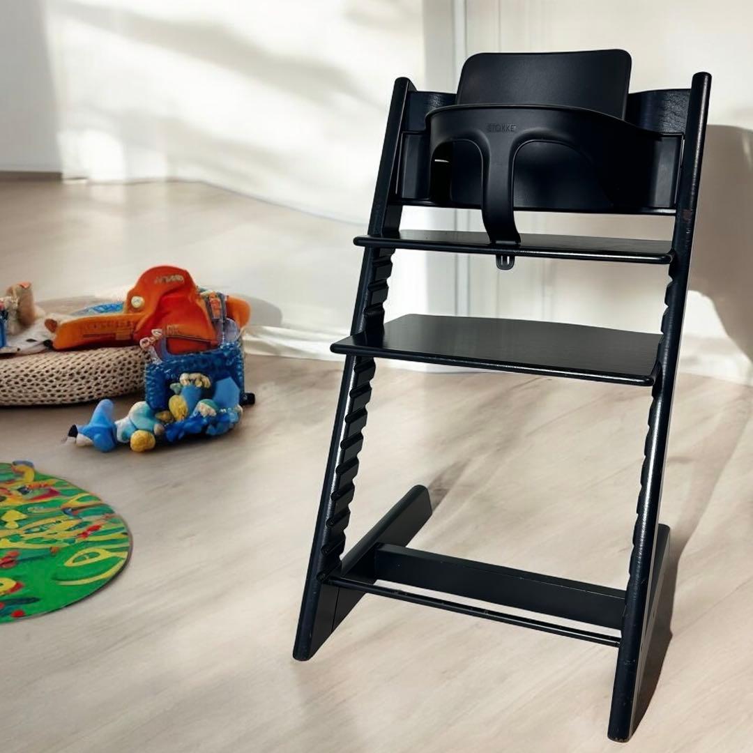ベビーセットV3 付き STOKKE ストッケトリップトラップ ブラック