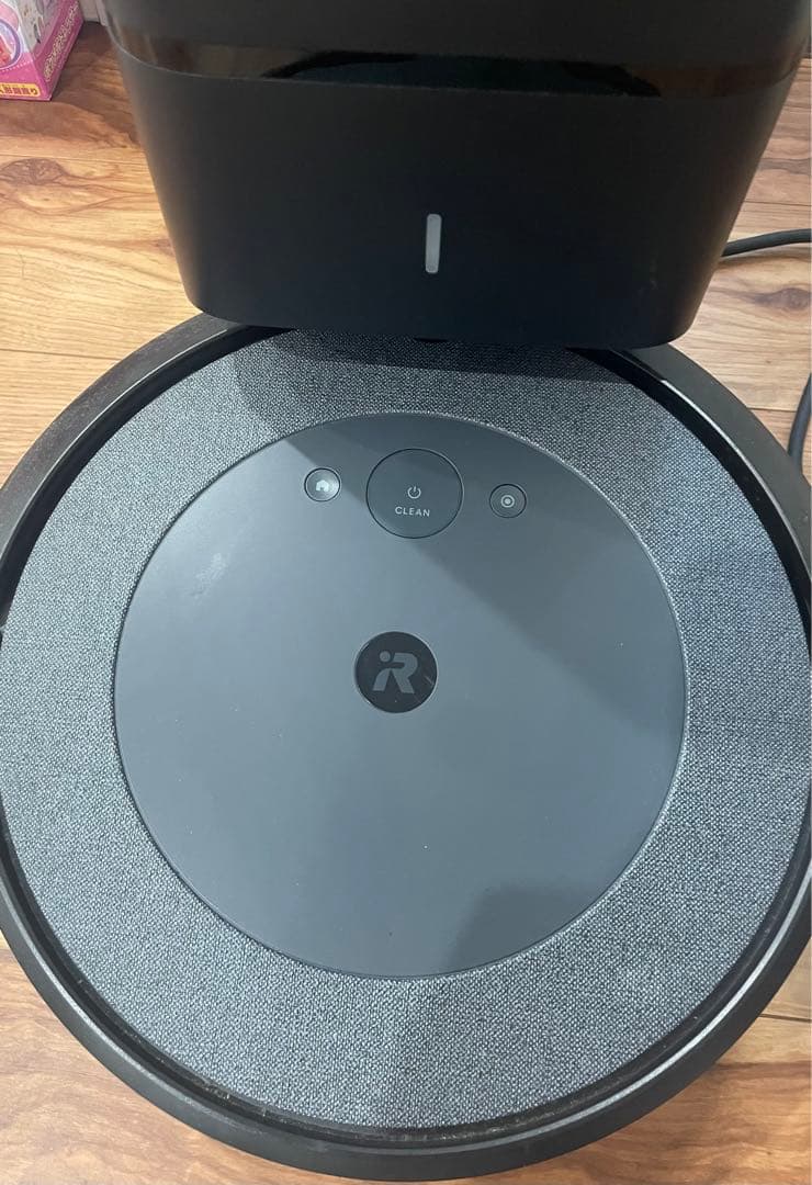iRobot Roomba i3+ 本体