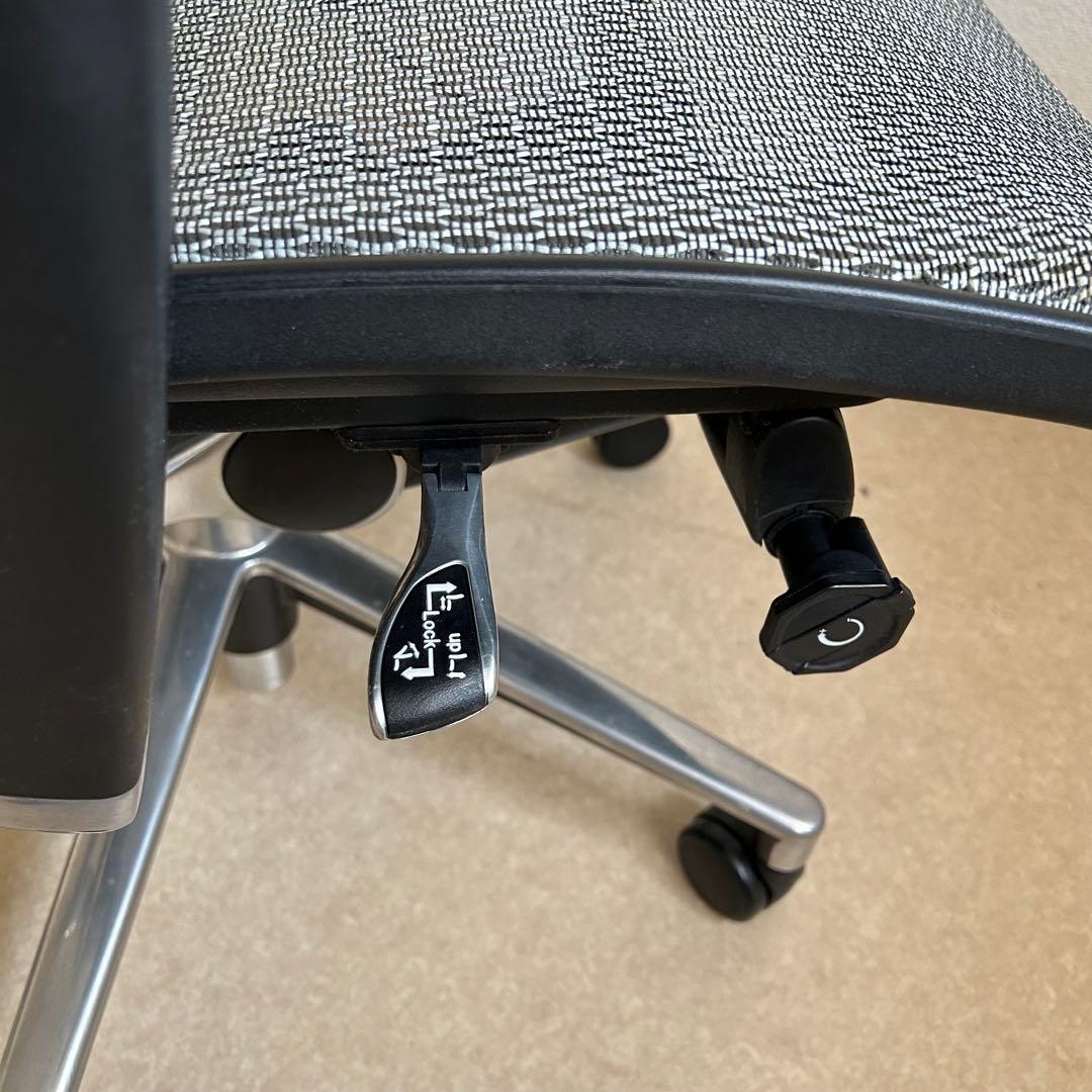 【se】エルゴヒューマン 　ベーシック　ハイタイプ　ヘッドレスト付