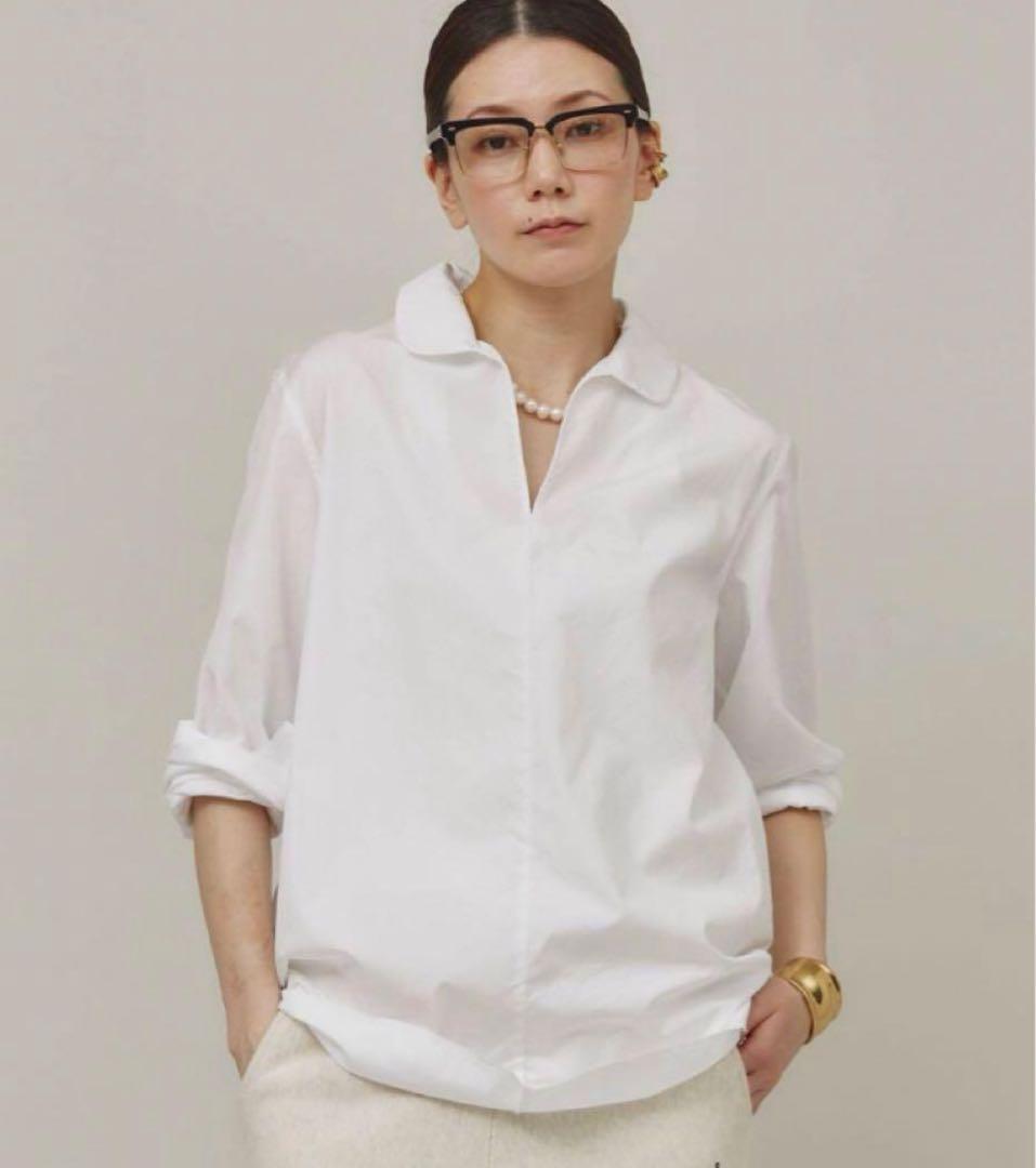 カレンソロジー　コットンフラットカラーブラウス　白