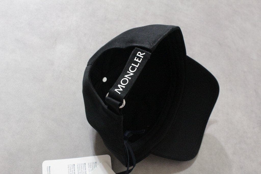 MONCLER★モンクレール 新品５万円 ロゴ入りベースボールキャップ 黒
