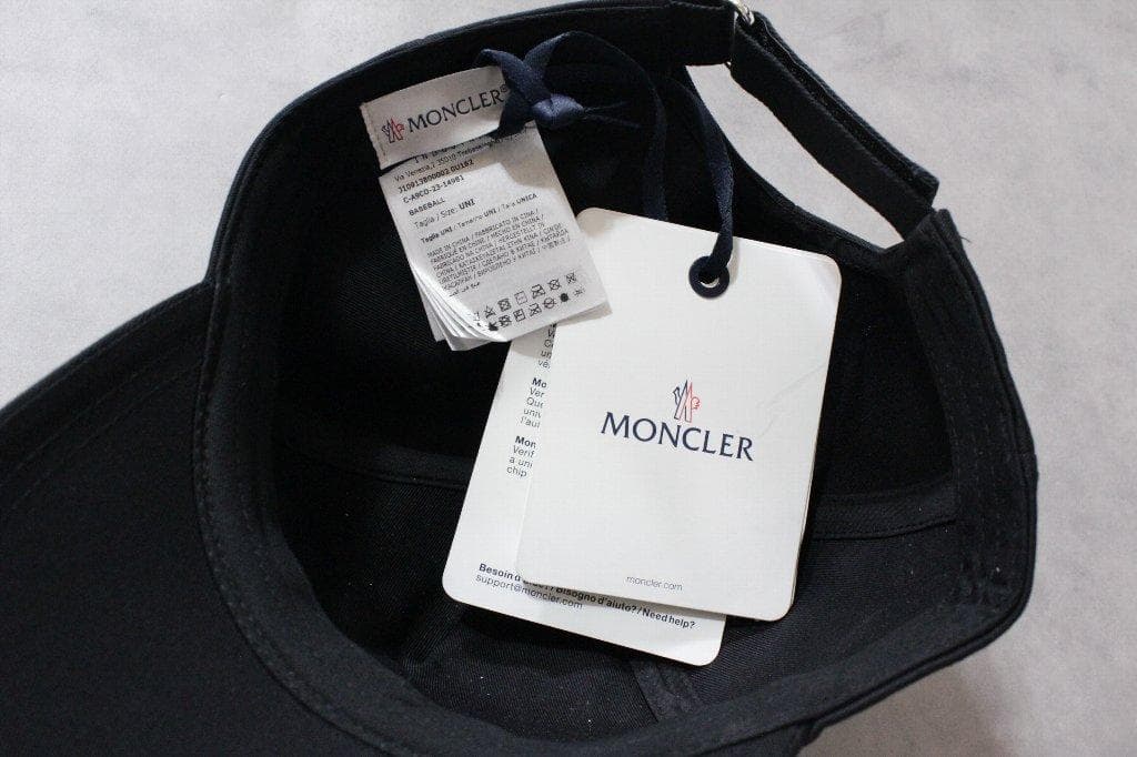 MONCLER★モンクレール 新品５万円 ロゴ入りベースボールキャップ 黒