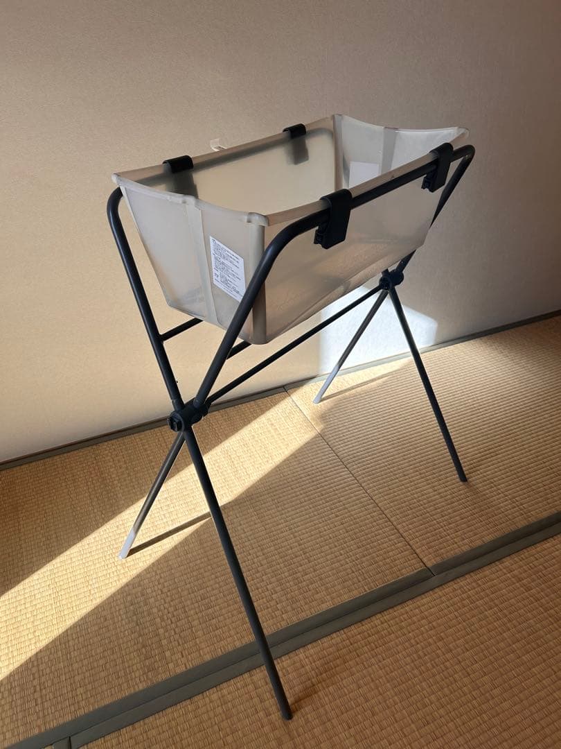 ストッケ　バスタブ本体+ニューボーンサポート+ スタンドのセット