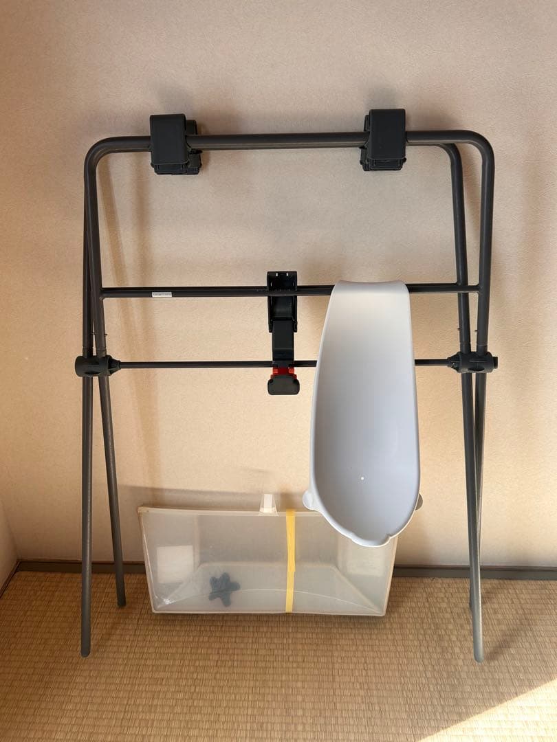 ストッケ　バスタブ本体+ニューボーンサポート+ スタンドのセット