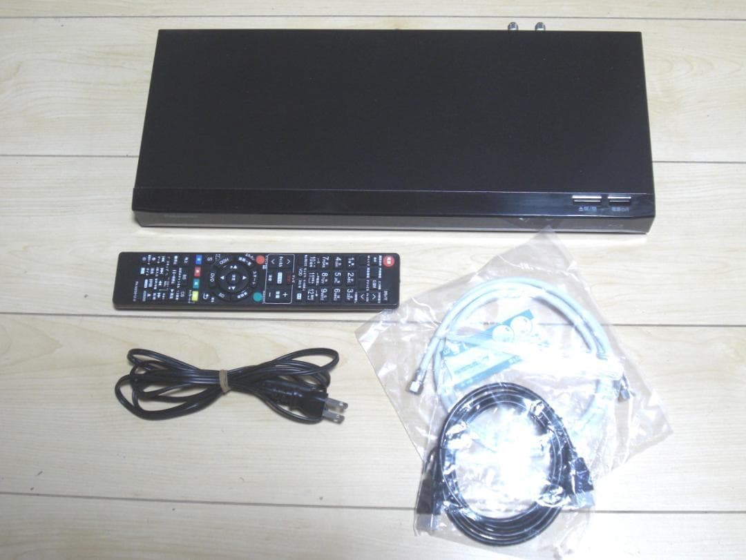 ★Panasonic ブルーレイレコーダー DMR-BRW520 2番組同時録画