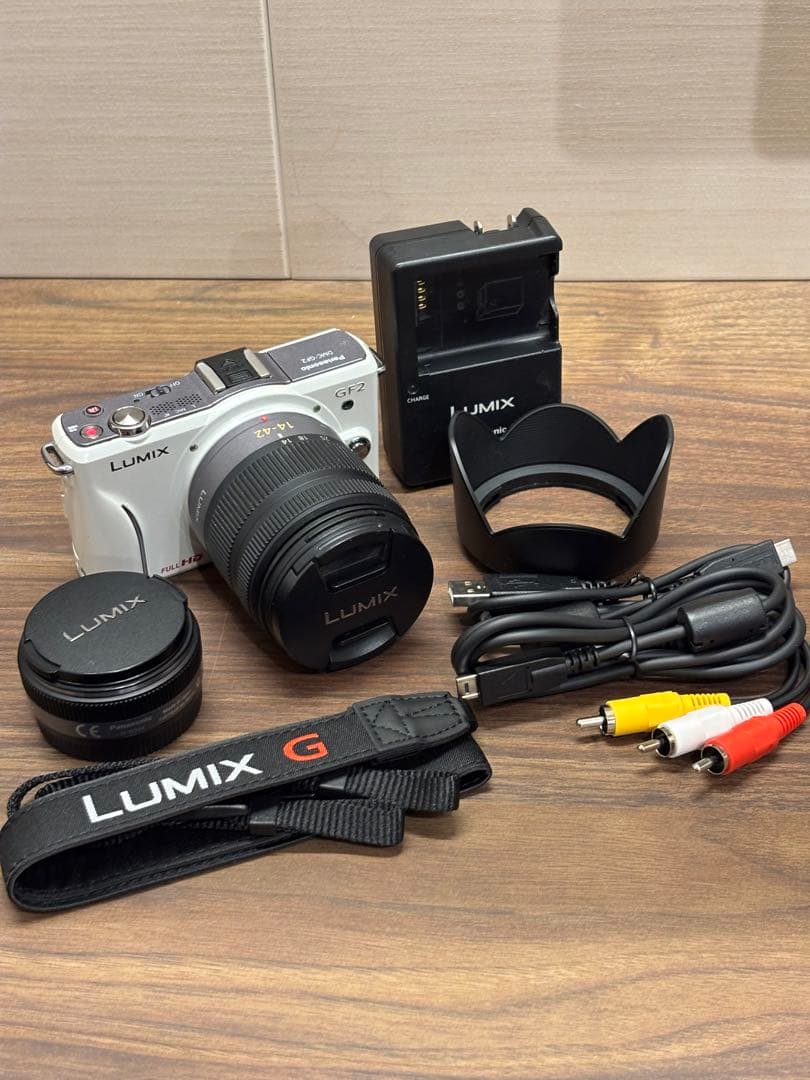 デジタルカメラ Panasonic Lumix DMC-GF2