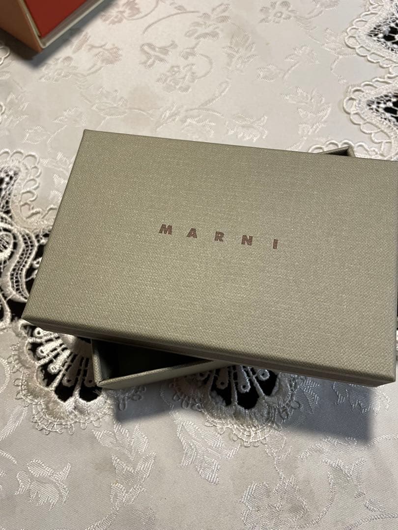 ＭａｒｎＩ新品名刺入れ　カード入れ