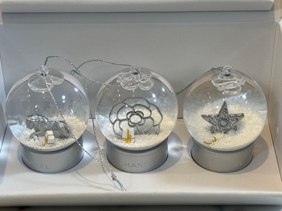 CHANEL シャネル　ノベルティ　ミニスノードームセット　希少 極美品✨