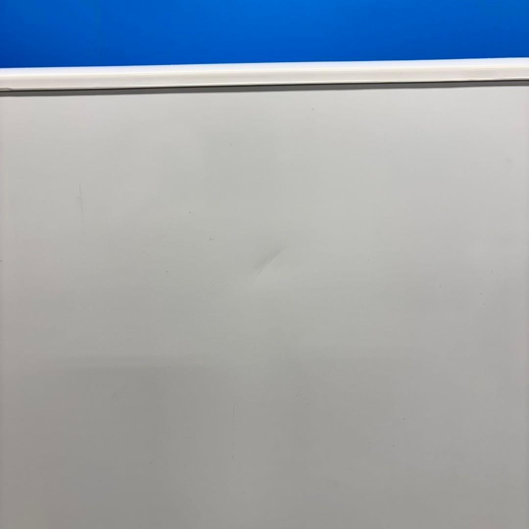 527 AQUA 1〜4人暮らし用　大型冷蔵庫　200L強　自動製氷　右開き