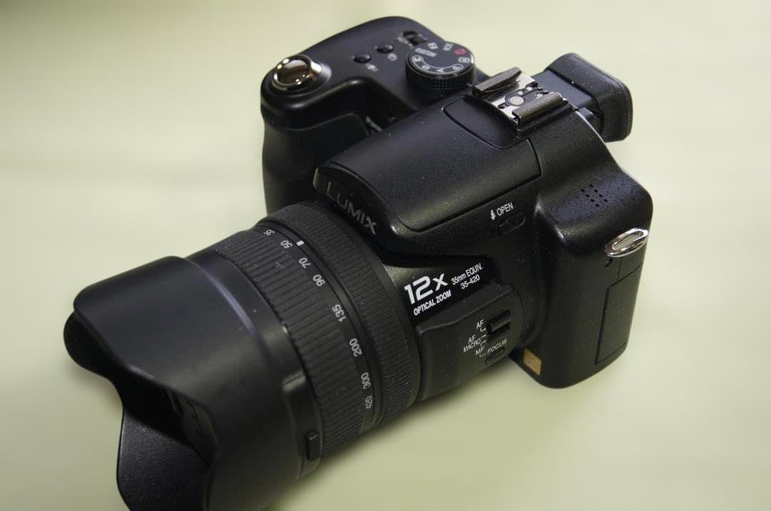 美品・Panasonic LUMIX DMC-FZ50 付属品多数