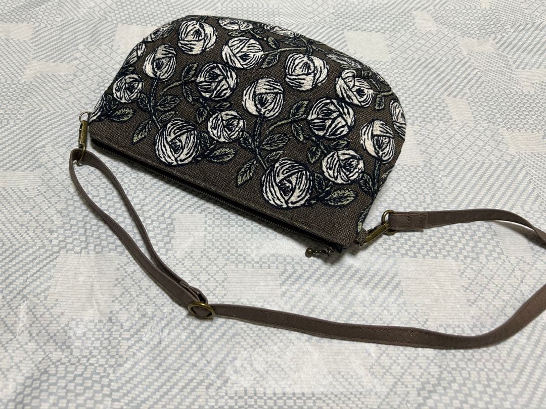 スペシャル価格＊ハンドメイド ミナペルホネン rosy コロりんポシェット