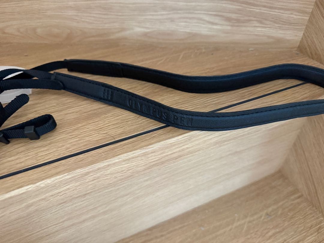 OLYMPUS PEN E-P7 ダブルズーム 美品 外箱保証書付