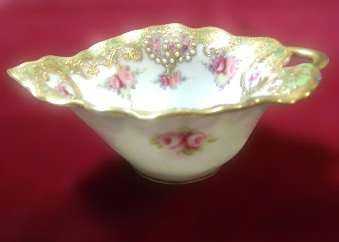 ***様 特別価格 オールドノリタケ RC薔薇の花に金盛り装飾のボウル