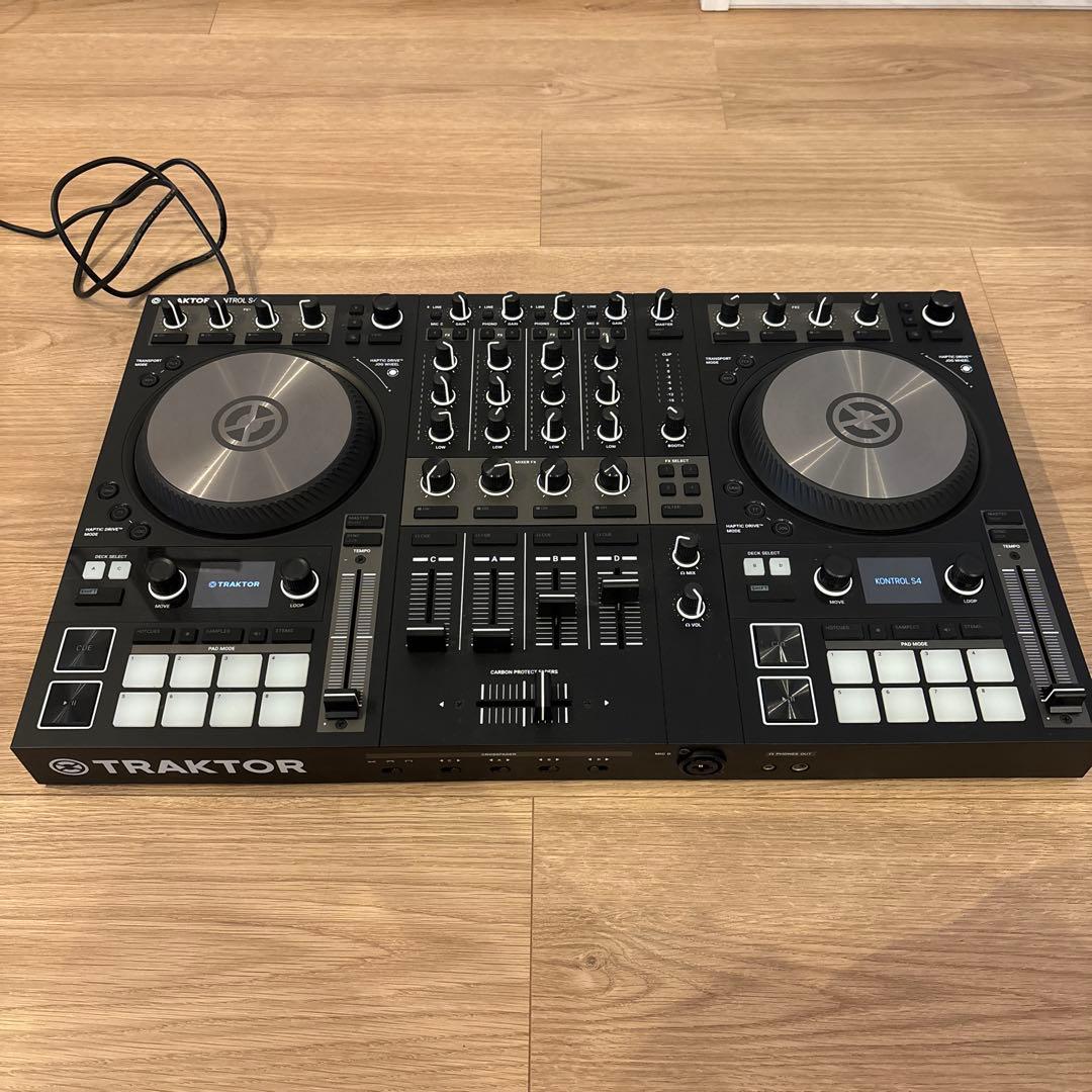 TRAKTOR KONTROL S4 MK3 DJコントローラー