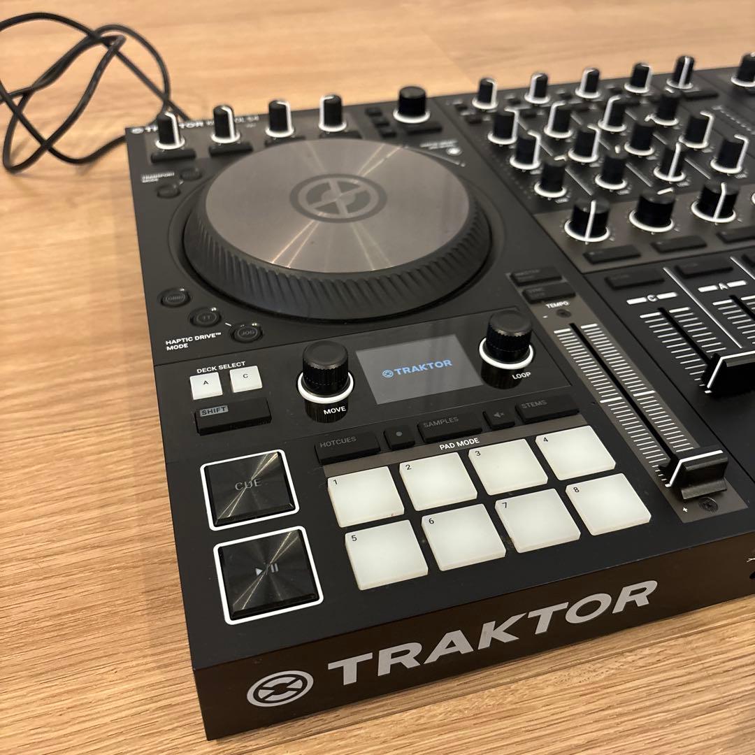 TRAKTOR KONTROL S4 MK3 DJコントローラー