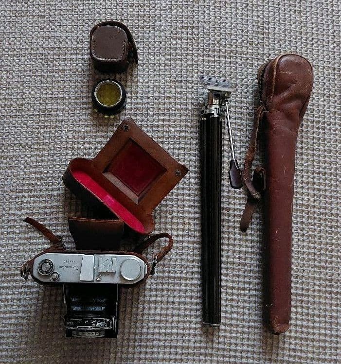 OLYMPUS オリンパス Six 三脚 付