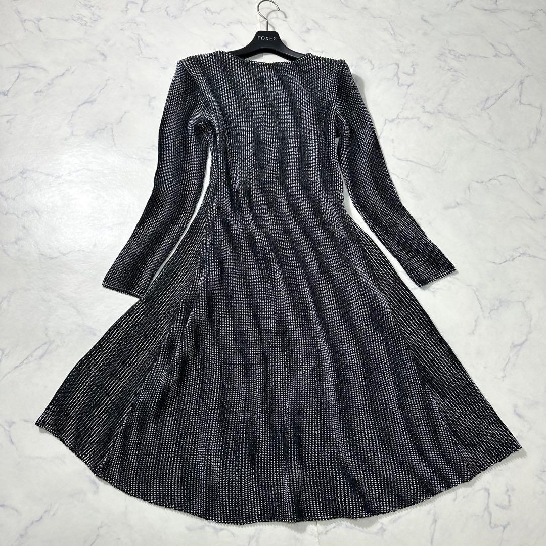 美品 SPECCHIO シャトルプリーツ Aライン フレアワンピース