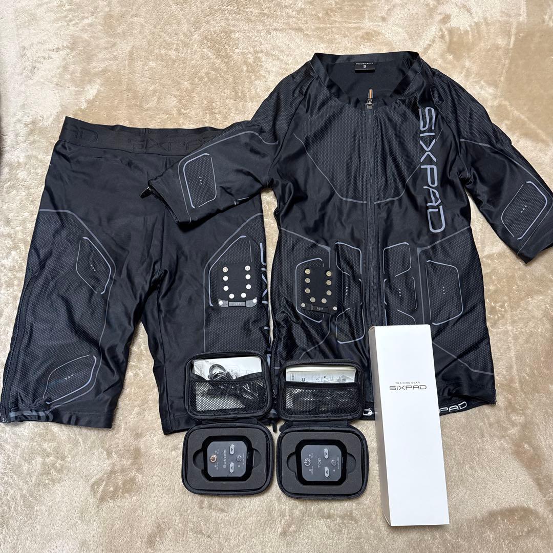 SIXPAD パワースーツ　メンズ　上Sサイズ下Mサイズ