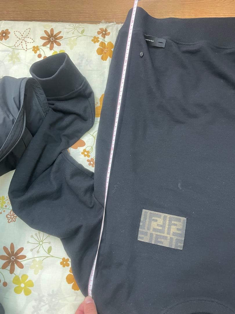 Fendi ブラック クルーネック スウェット