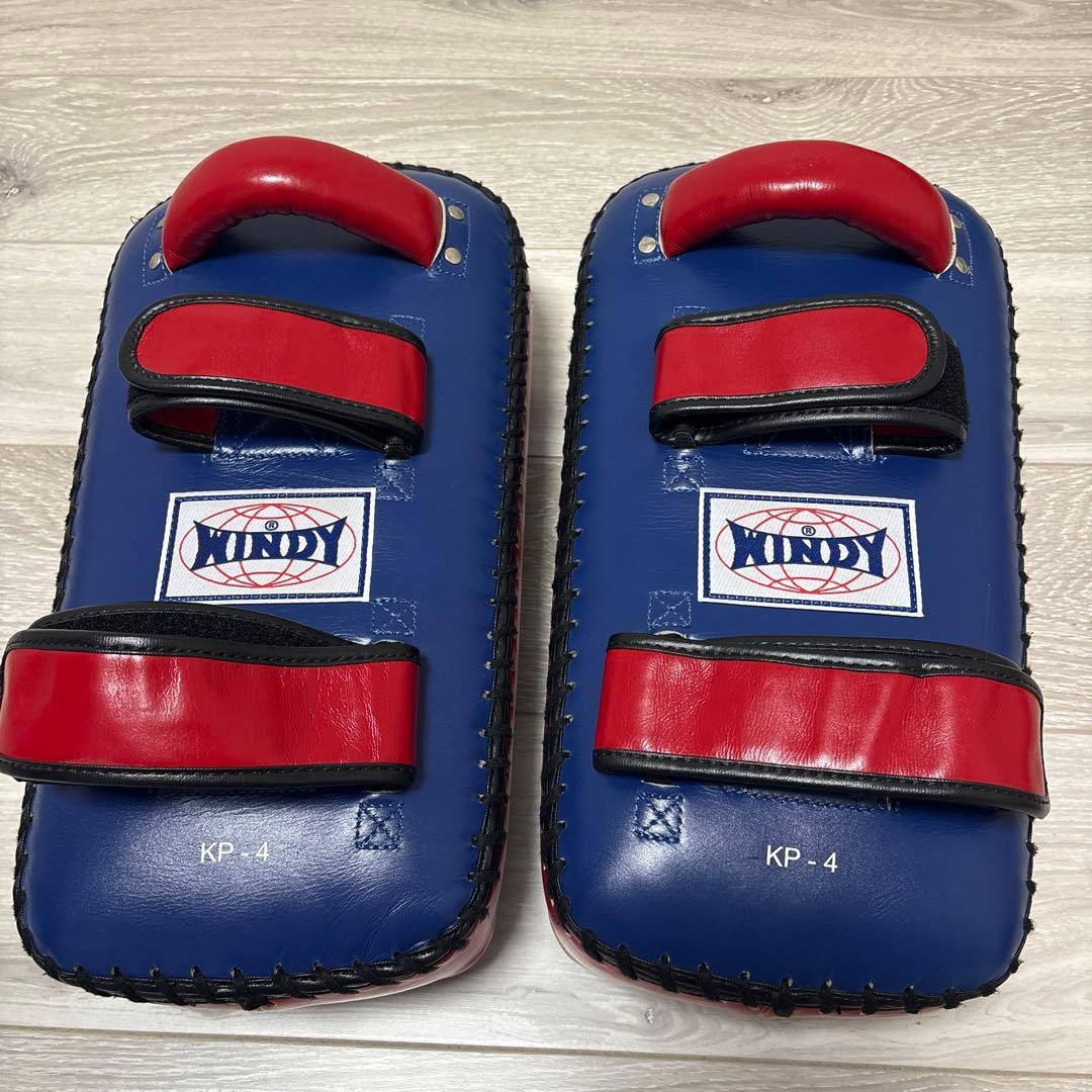 WINDY KP-4 キックミット 青/赤