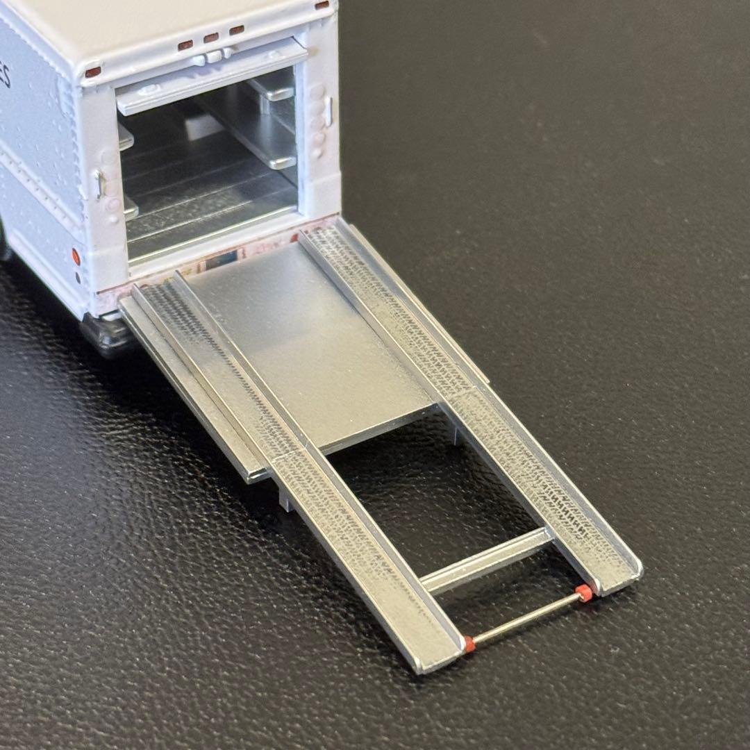 ドクのバン カスタム バックトゥザフューチャー デロリアン ①