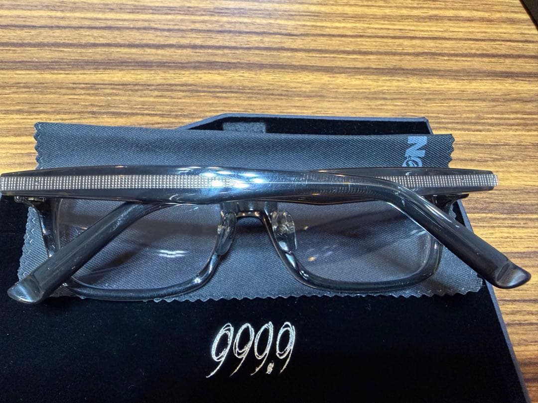 999.9 LEON フォーナインズfeelsunフィールサン