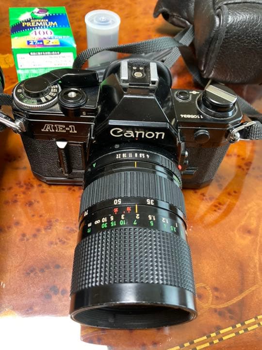 Canon AE-1 レンズ　ストロボ　フイルム　ケース　付