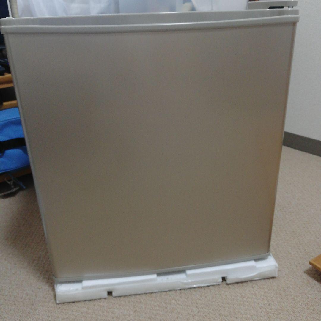 simplus 【ほぼ新品】小型冷凍庫 47L 小型冷蔵庫　セカンド冷凍庫