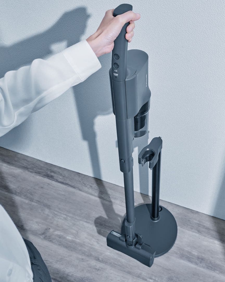 【新品未開封】Panasonic コードレス掃除機 MC-SB54K-A