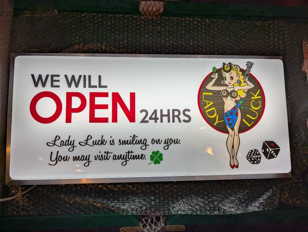 J　LADY LUCK　電飾看板