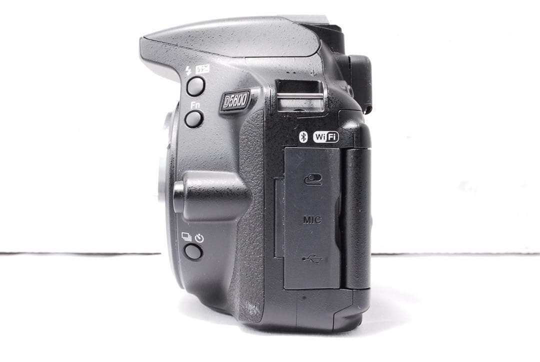 Wi-Fi搭載✨高画質一眼 Nikon D5600 動作◎ 人気 軽量 即使用可