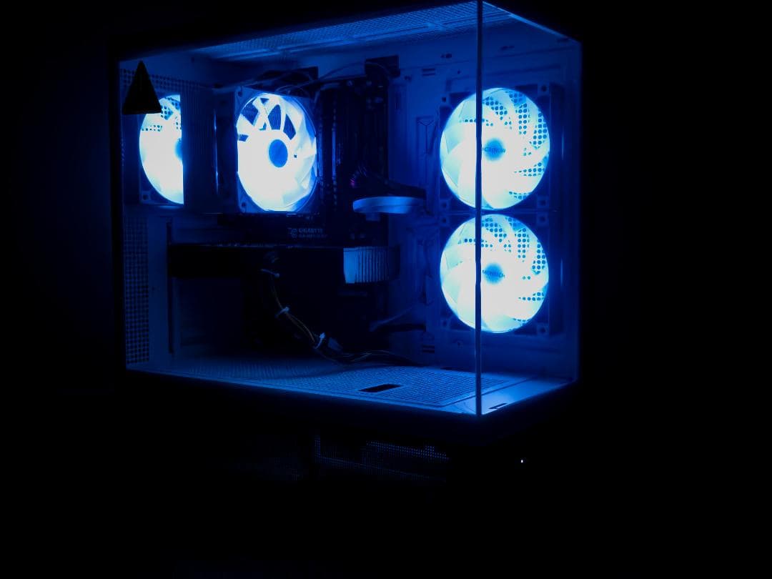 白ゲーミングPC GTX1060 / i7-4790 / SSD 480GB