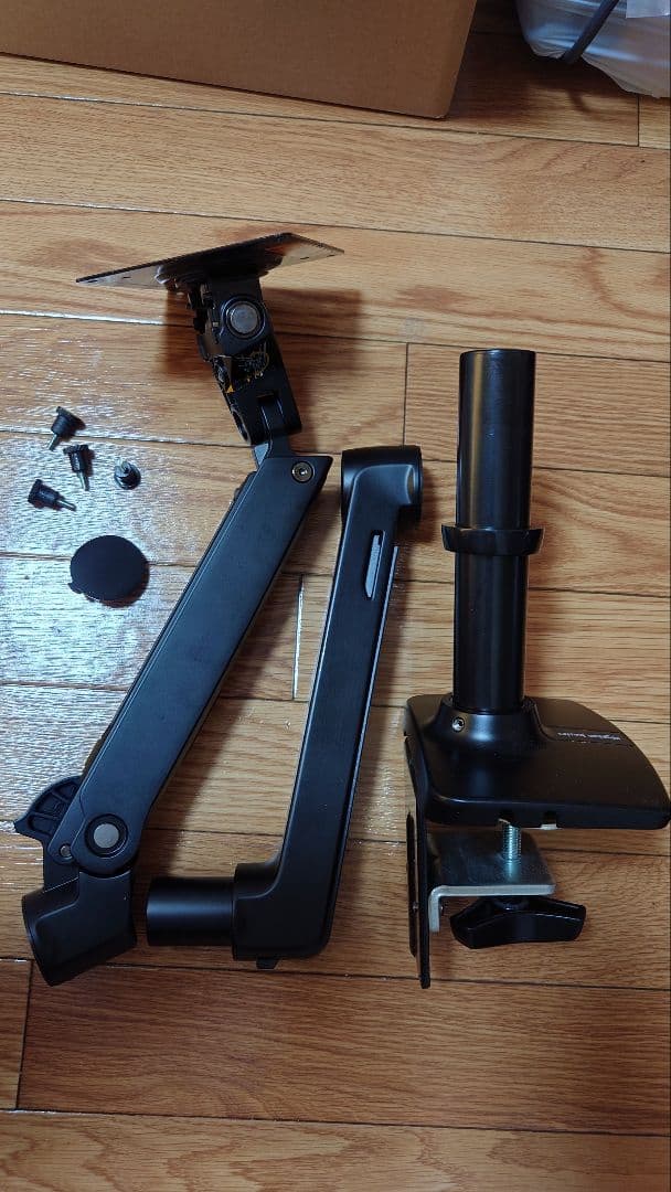 Amazonベーシック モニターアーム ergotron OEM品