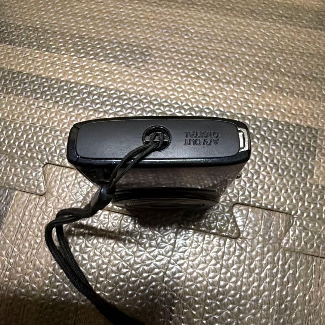 デジタルカメラ　Canon IXY 210 PC2332 ブラック