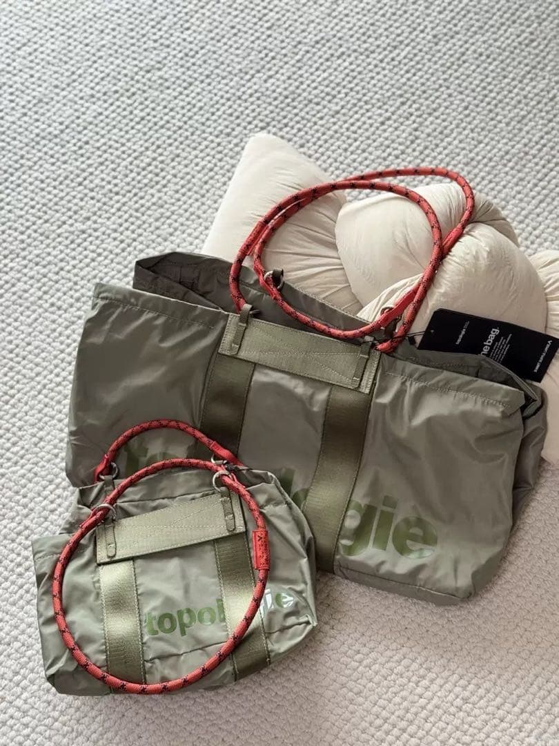 topologie Duffle Large オリーブグリーン　ストラップ付き